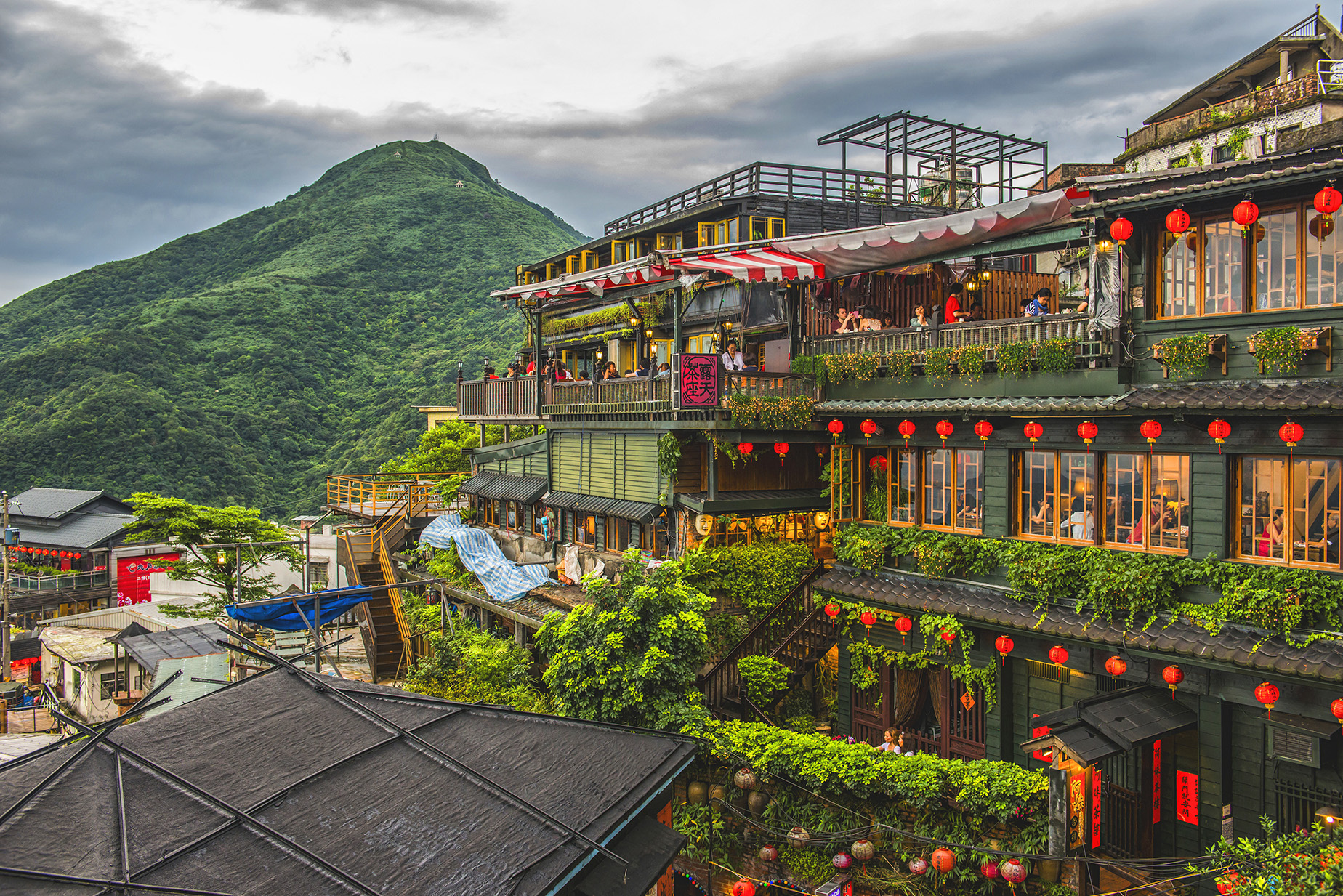 Jiufen Old Street A Mei