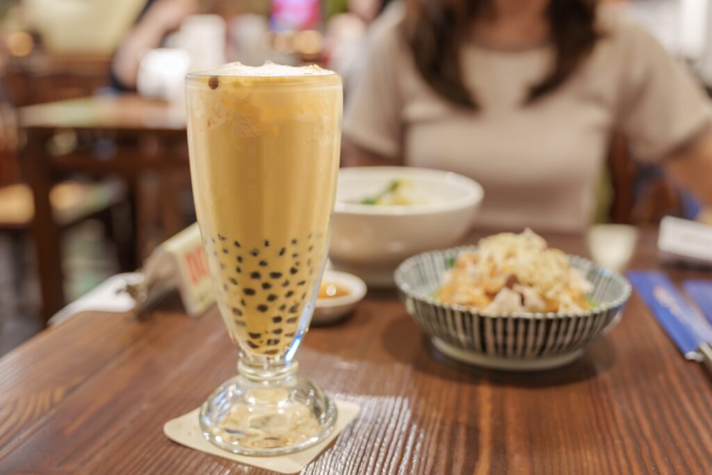 boba milk tea bubble tea ximending taipei taiwan
