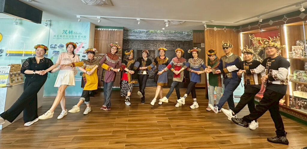 Taiwan Indigenous Tour Team Building a