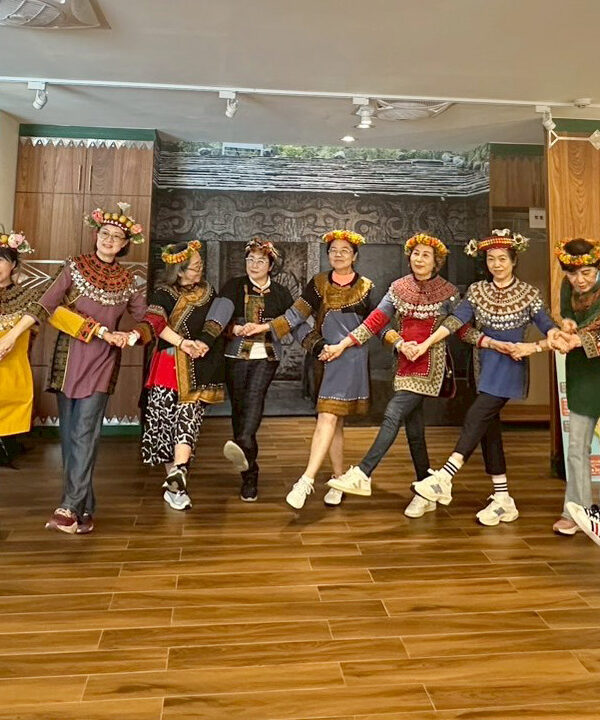 Taiwan Indigenous Tour Team Building a