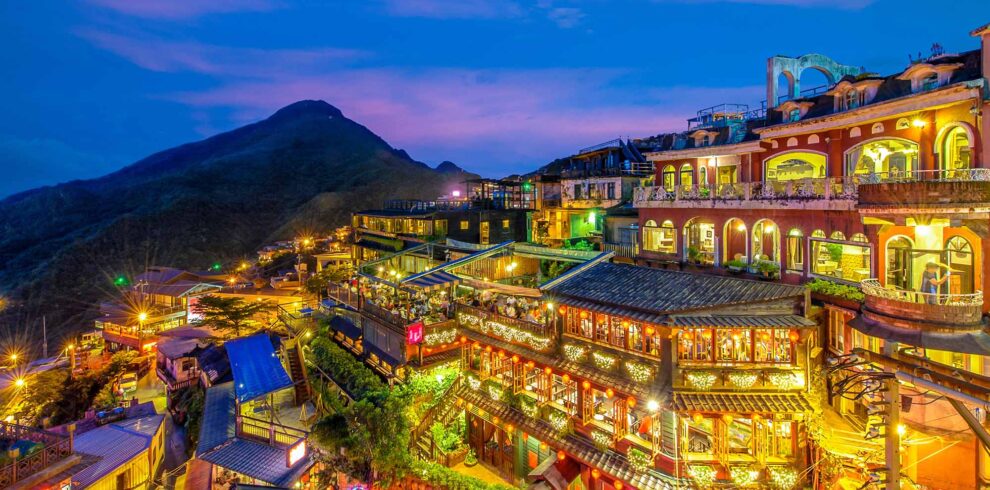 Jiufen at night Old Street